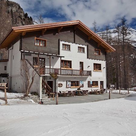 B&B La Locanda Macugnaga Exterior photo